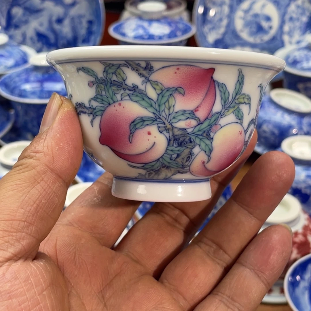 善聴  粉彩桃子  压手杯