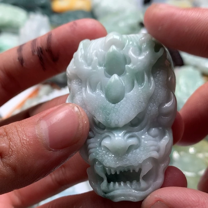 翡翠未镶嵌颈饰保真天然a货翡翠