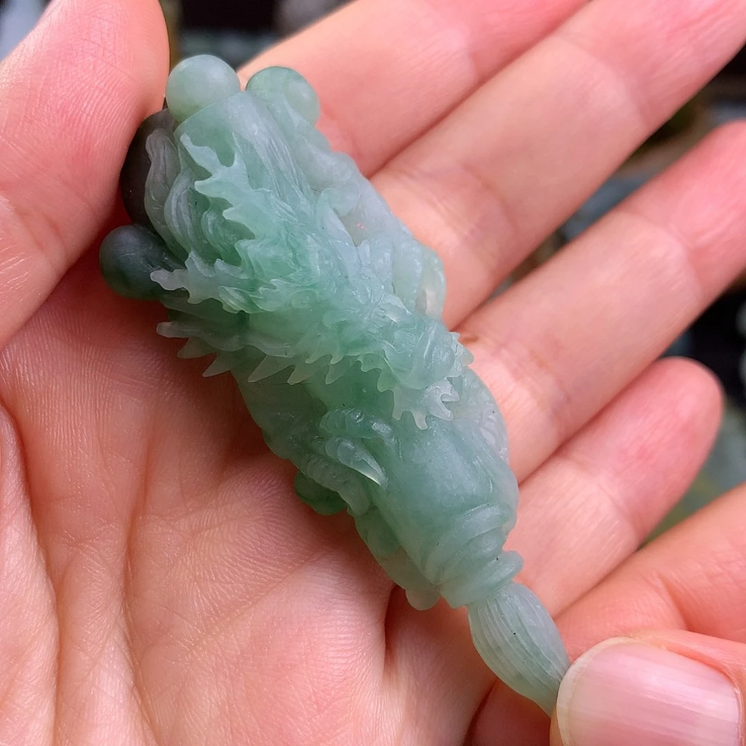 定制翡翠未镶嵌龙笔
