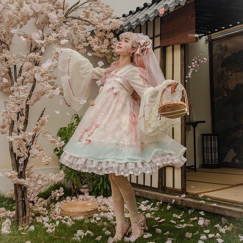 桃与月高腰JSK原创Lolita服饰花与珍珠匣深圳壹方城店