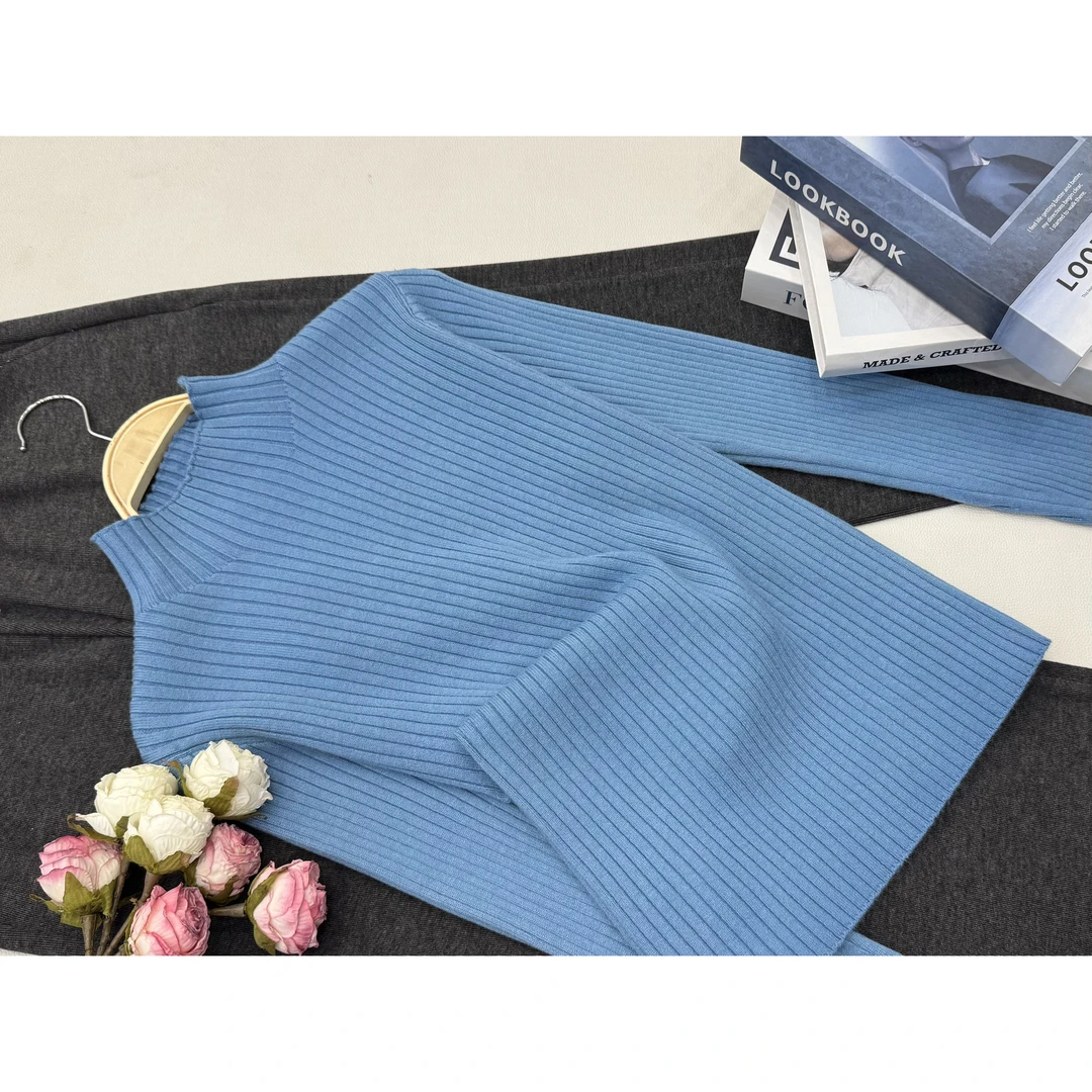 【蓝色竖坑条套头】早秋新款时尚长袖针织上衣QC5965