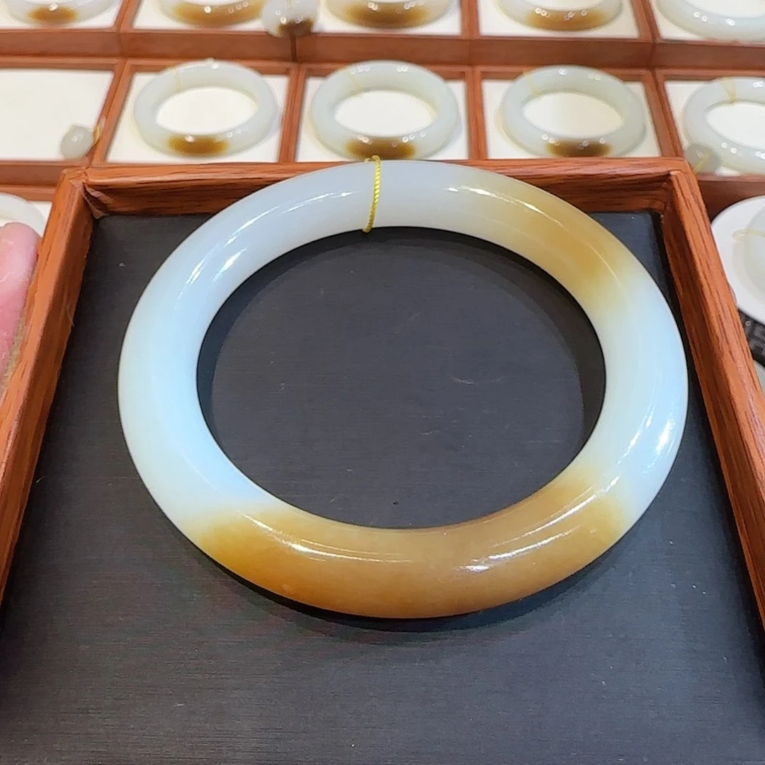 和田玉手镯未镶嵌且末天地糖福镯54 55 56