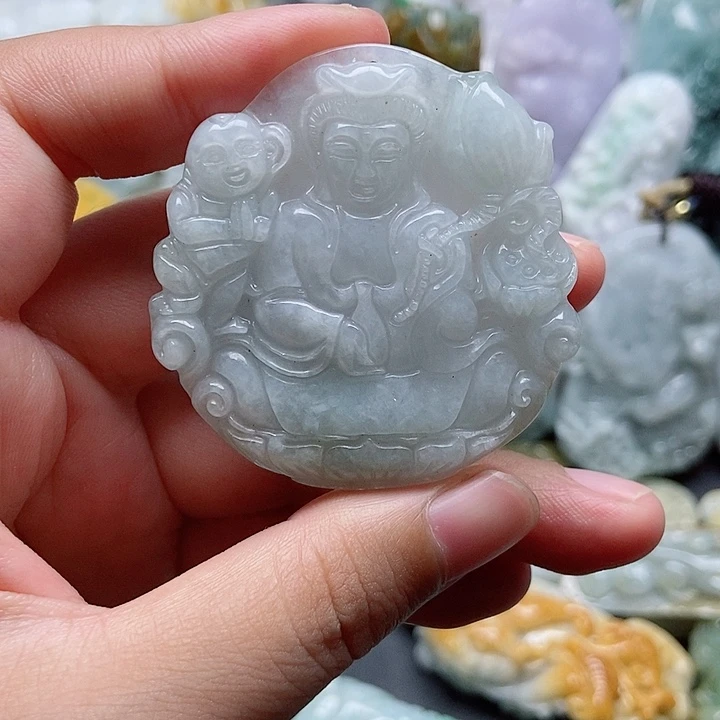 翡翠未镶嵌颈饰翡翠