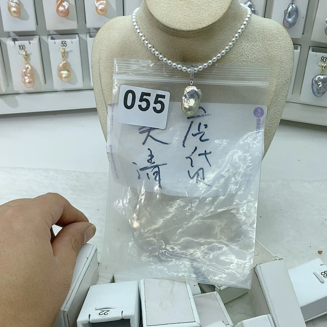 淡水珍珠颈饰合金