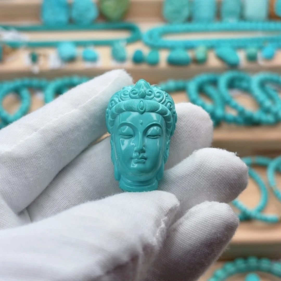 绿松石未镶嵌珠宝奇石