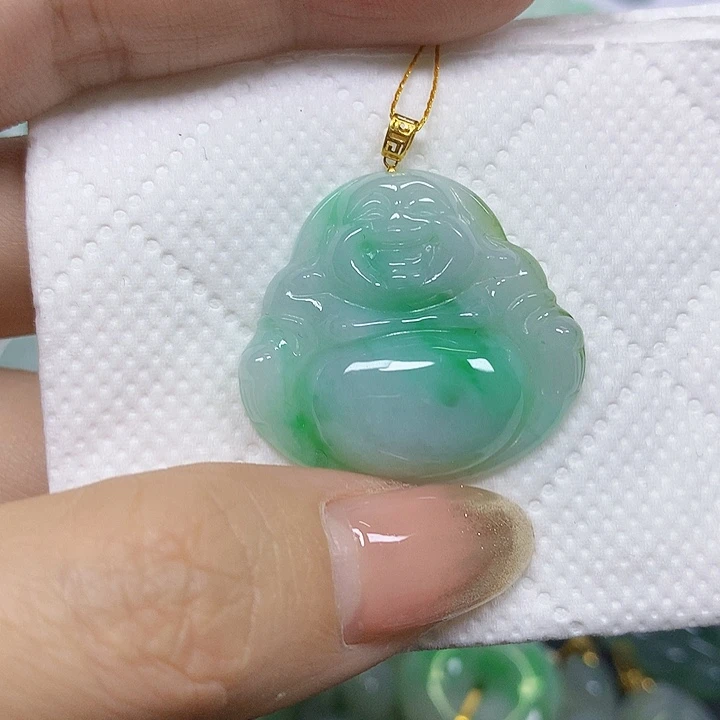 翡翠18K金镶嵌颈饰挂件