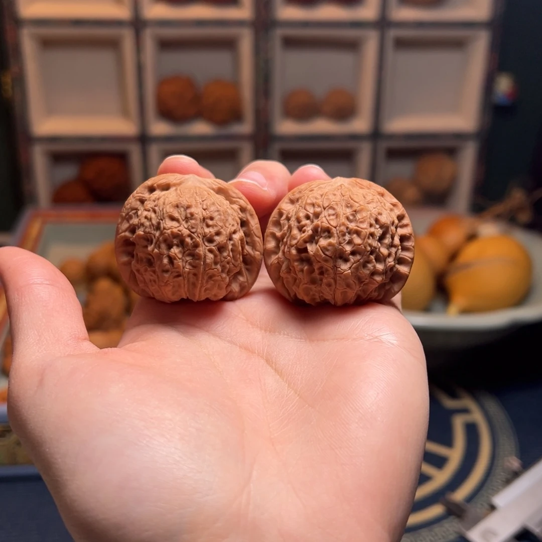 把件桃核38全品血麒麟