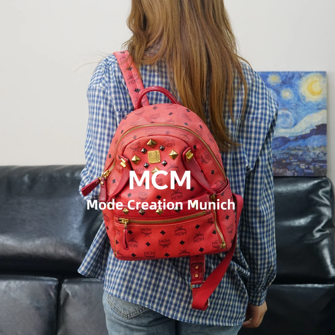 95新 MCM 红色双肩包/F3CZ11330643/0643