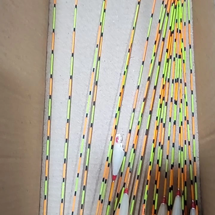 特价芦苇浮漂随机发3支