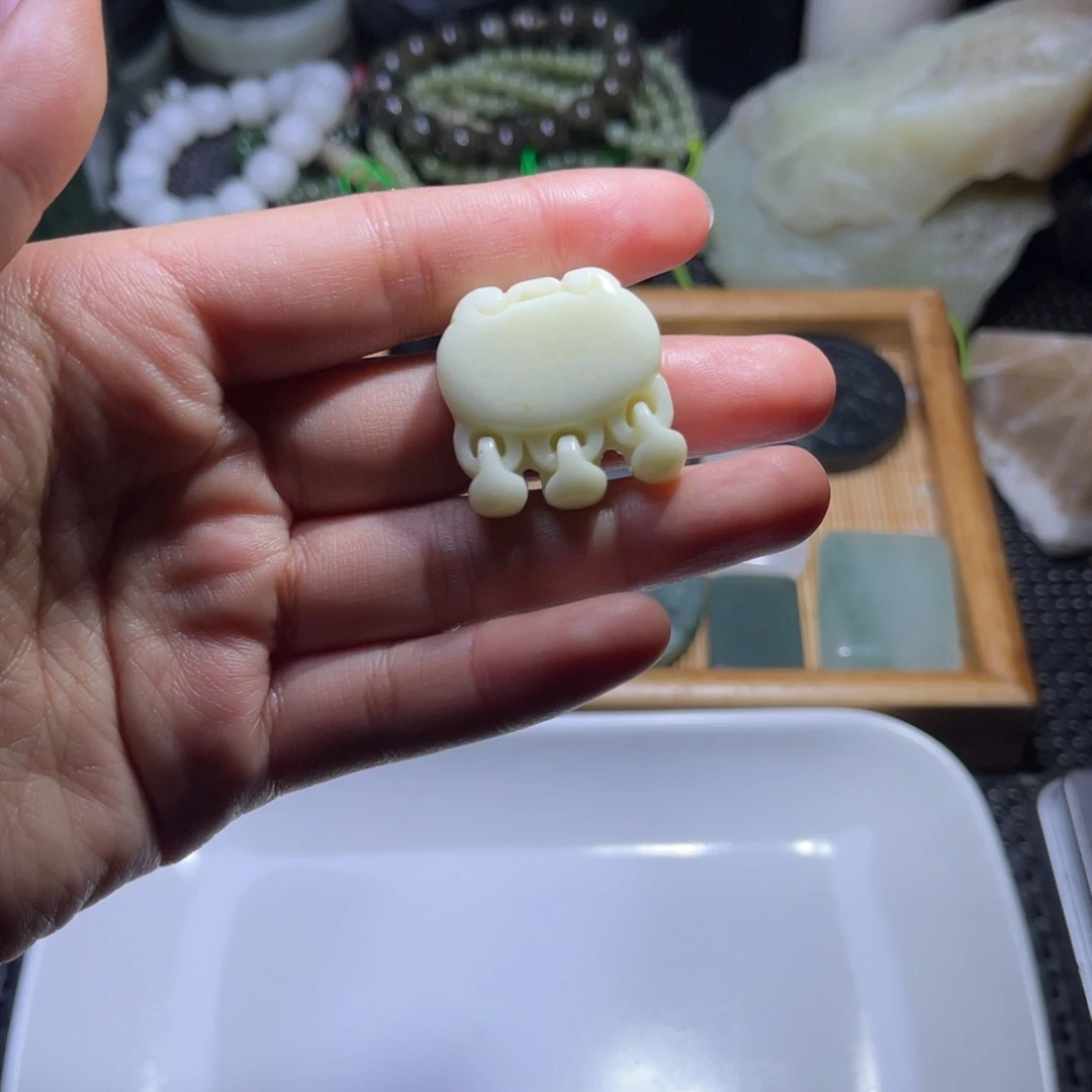 未镶嵌和田玉珠宝半成品