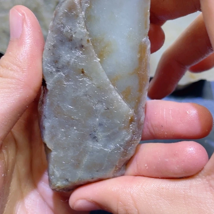 和田玉未镶嵌珠宝半成品