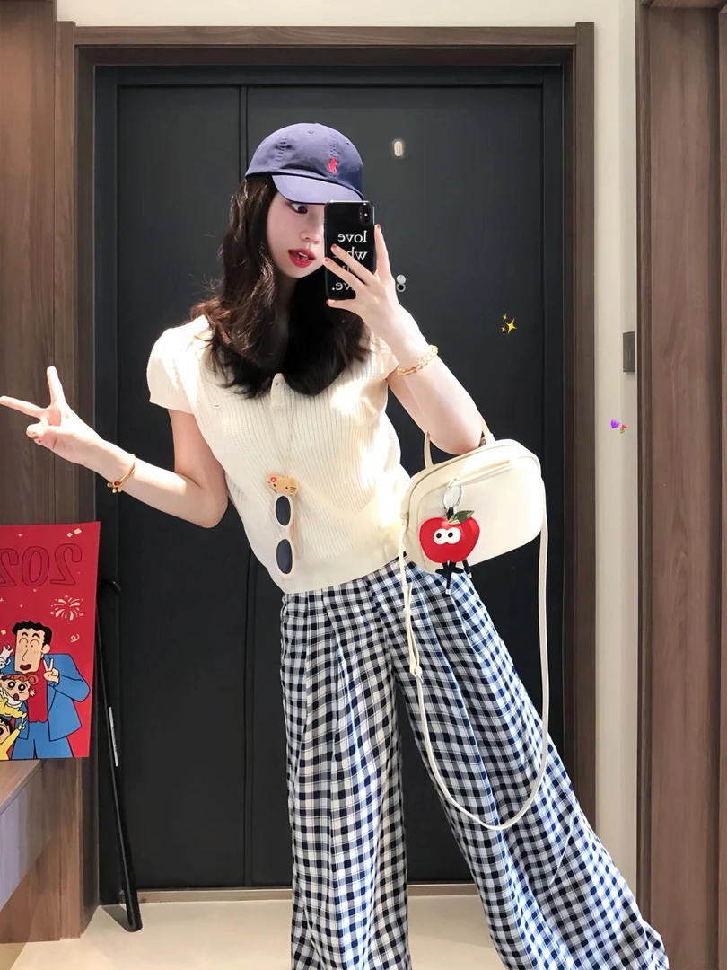 【奇迹大海】韩系时尚白色休闲上衣搭配高腰格子休闲长裤两件套女