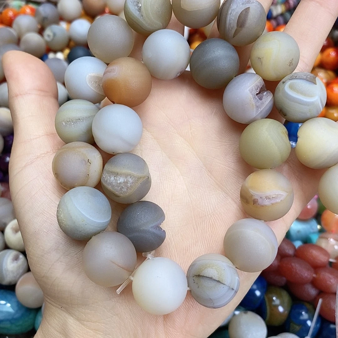 玛瑙/玉髓未镶嵌珠宝半成品开口笑玛瑙圆珠随机一条装散珠