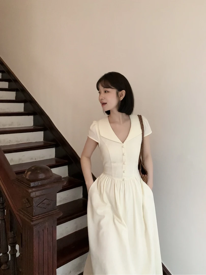 板栗西西【月光手礼】夏日法式气质设计简约翻领收腰显瘦短袖连衣裙