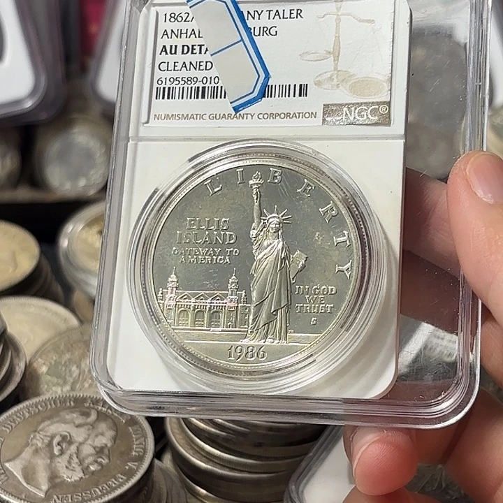 阿***正银Ag900美国自由女神一美元银币