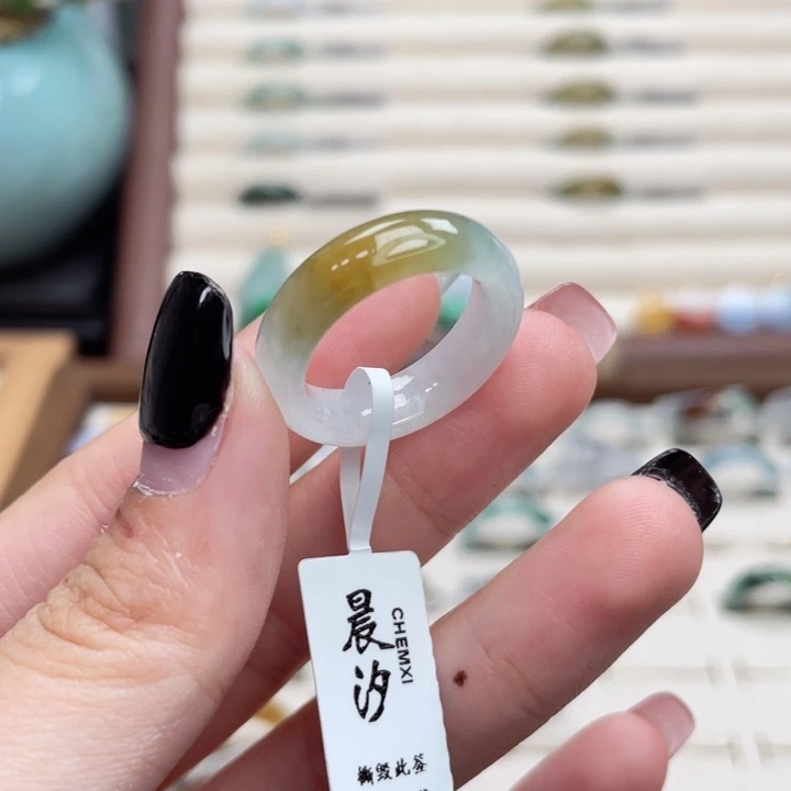 翡翠未镶嵌戒指a57港圈14牛奶焦糖布丁