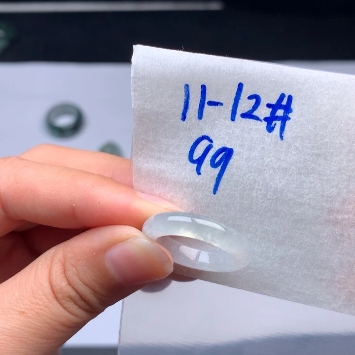 翡翠戒指未镶嵌戒圈