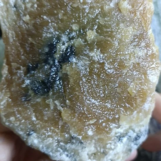 未镶嵌蛇纹石玉珠宝奇石