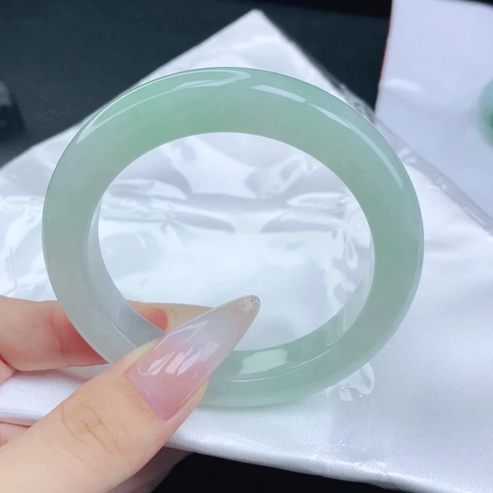 翡翠未镶嵌手镯54-55圈口