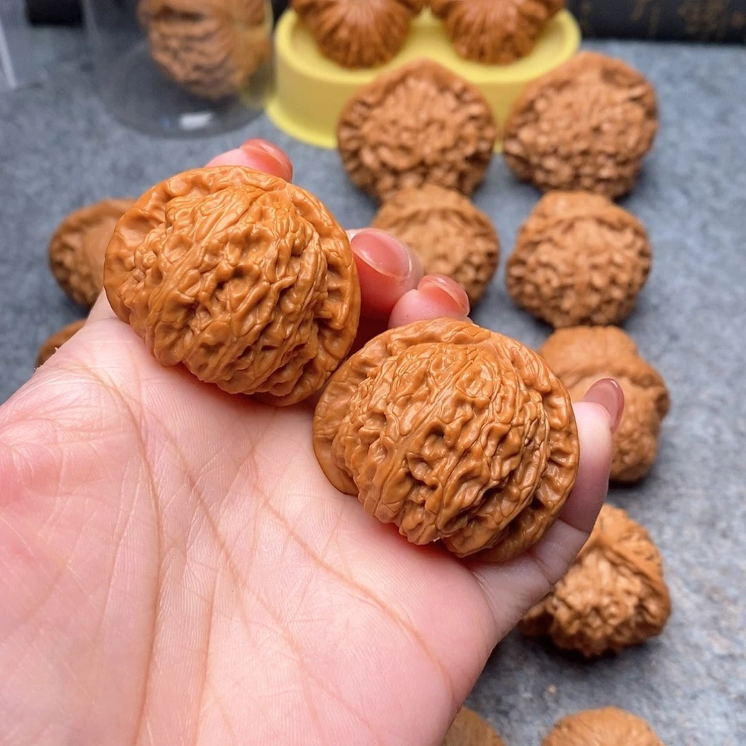 文玩核桃把件精品白狮子41全品