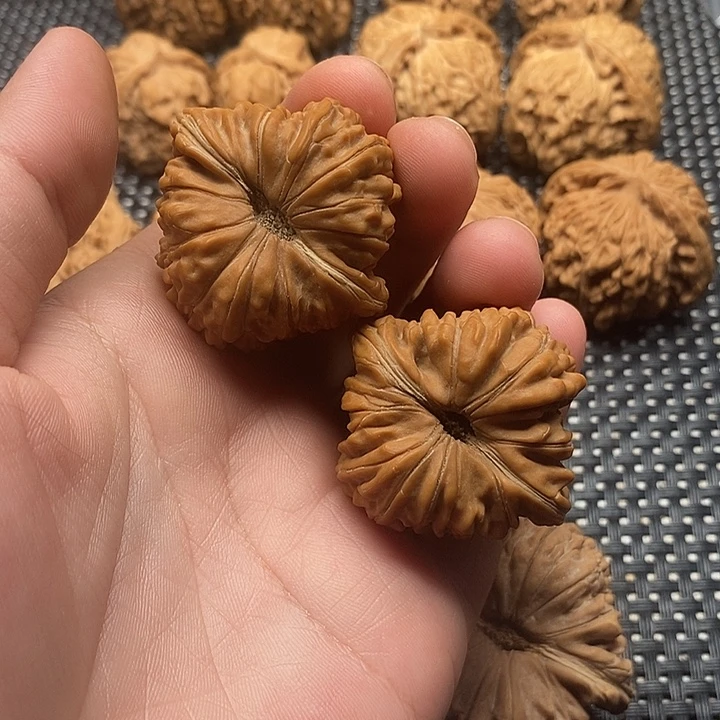 吊坠文玩核桃核桃
