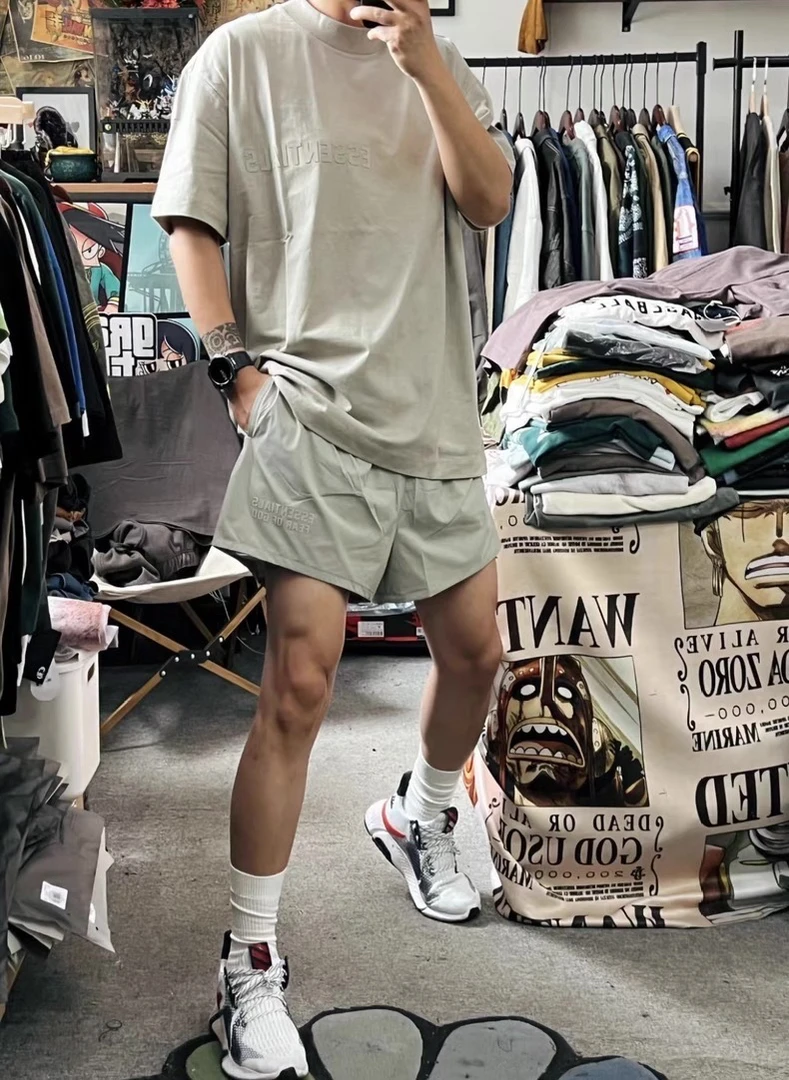 ESSENTIALS梭织短裤