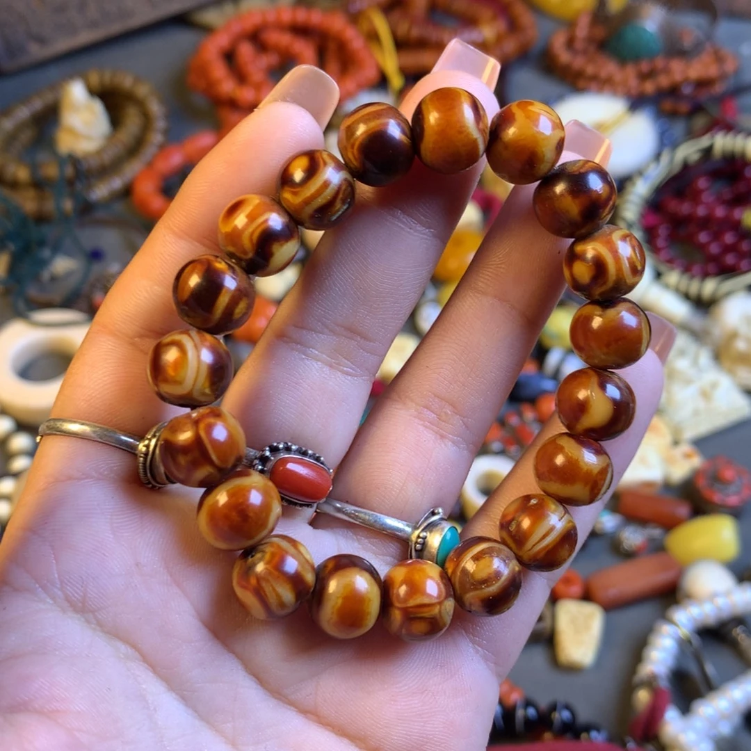 吊坠星月菩提……………… ………………