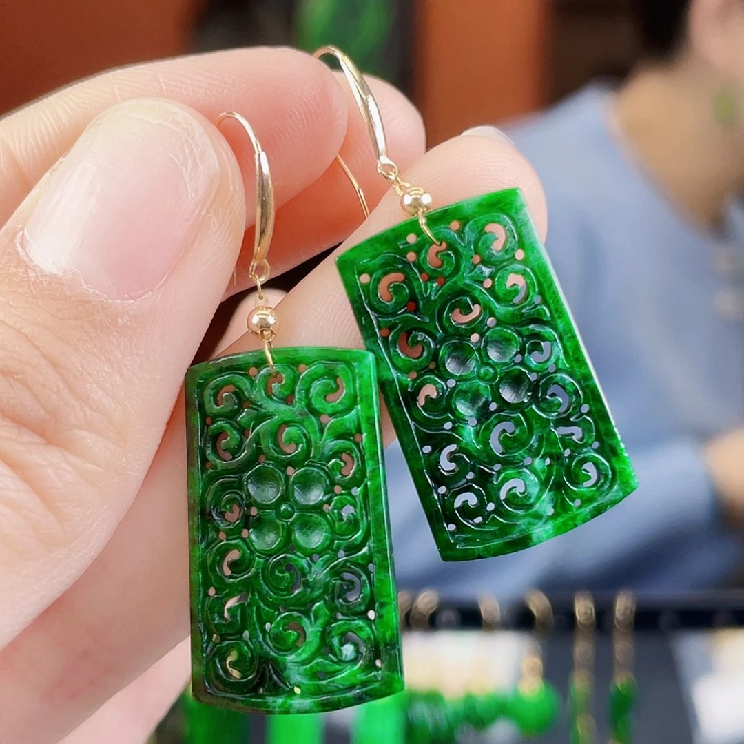 翡翠18K金镶嵌耳饰