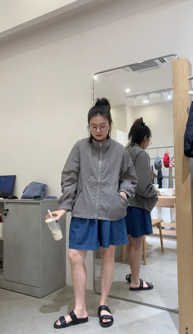 韩版小众Ins立领时尚轻薄拉链宽松休闲百搭防晒风衣