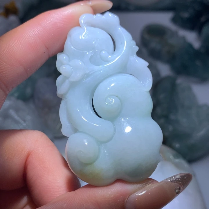 翡翠未镶嵌颈饰保真天然A货翡翠