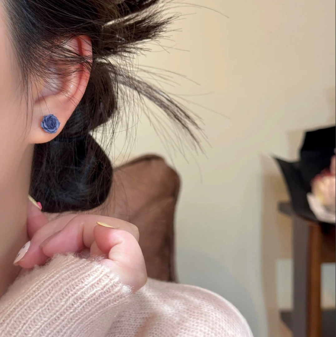 非金属树脂耳饰 新款轻奢高级感蓝色玫瑰花耳钉气质法式百搭耳环