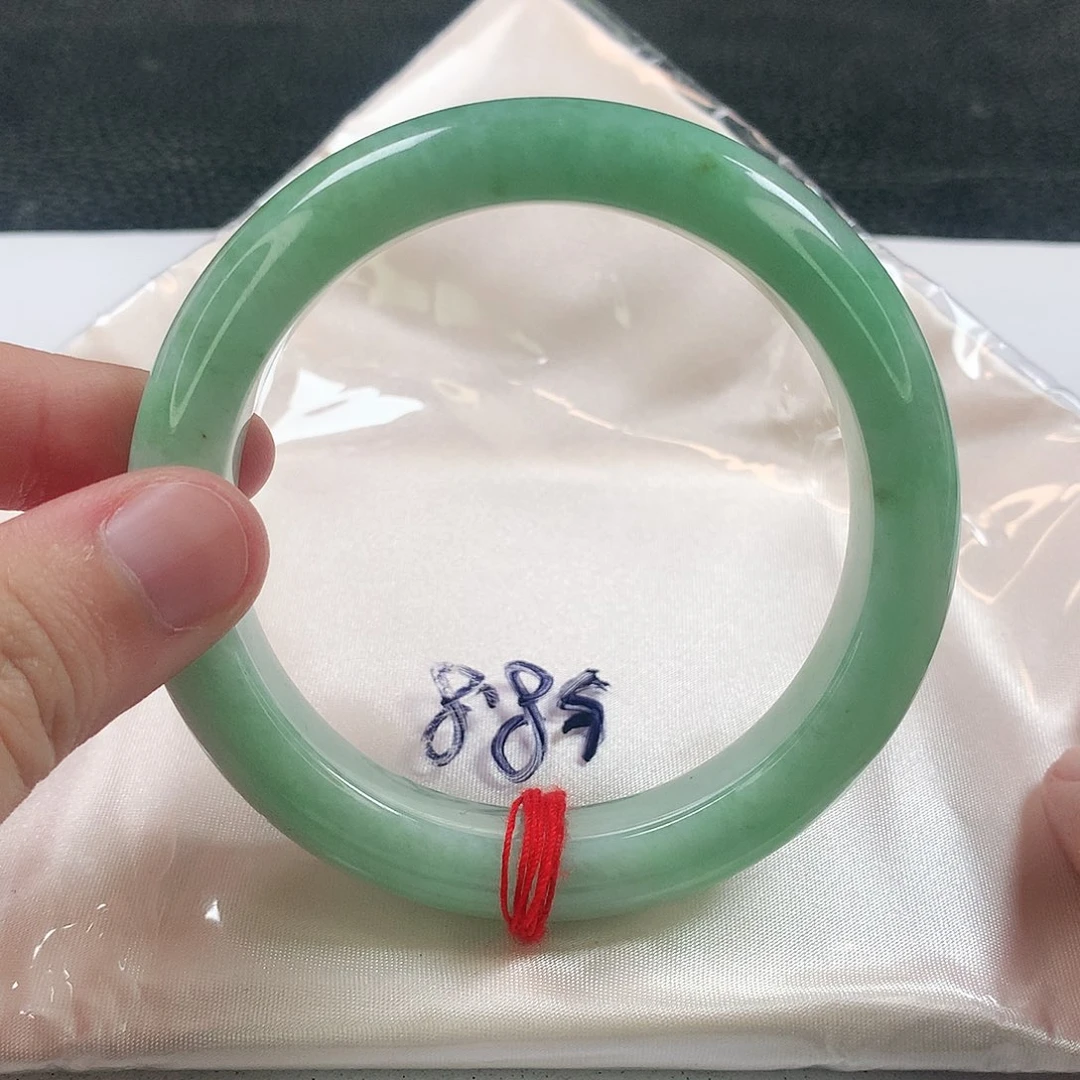 未镶嵌手镯翡翠401