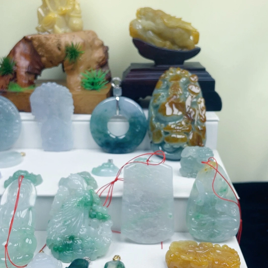 翡翠未镶嵌颈饰2222