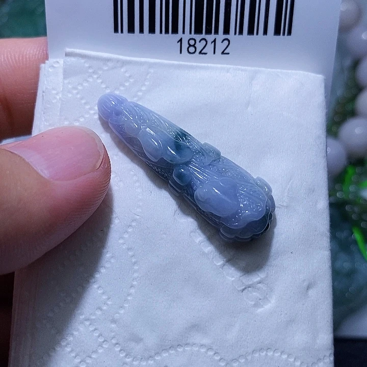 颈饰未镶嵌翡翠天光墟翡翠市场现金代购