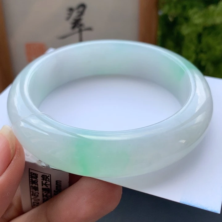 翡翠手镯未镶嵌翡翠手镯55+