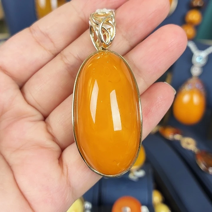 琥珀银S925镀金镶嵌颈饰