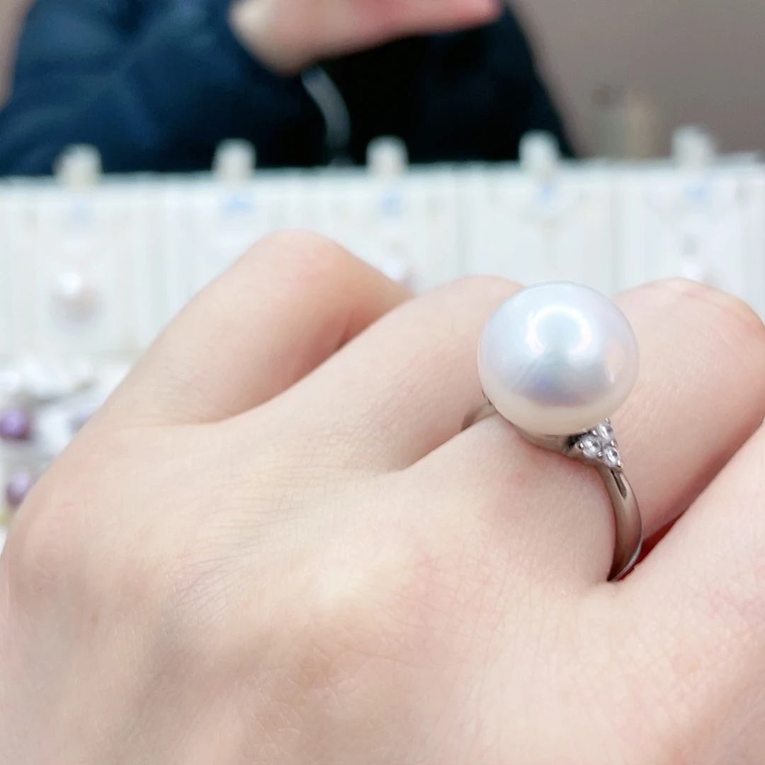 淡水珍珠吊坠(赠链)未镶嵌