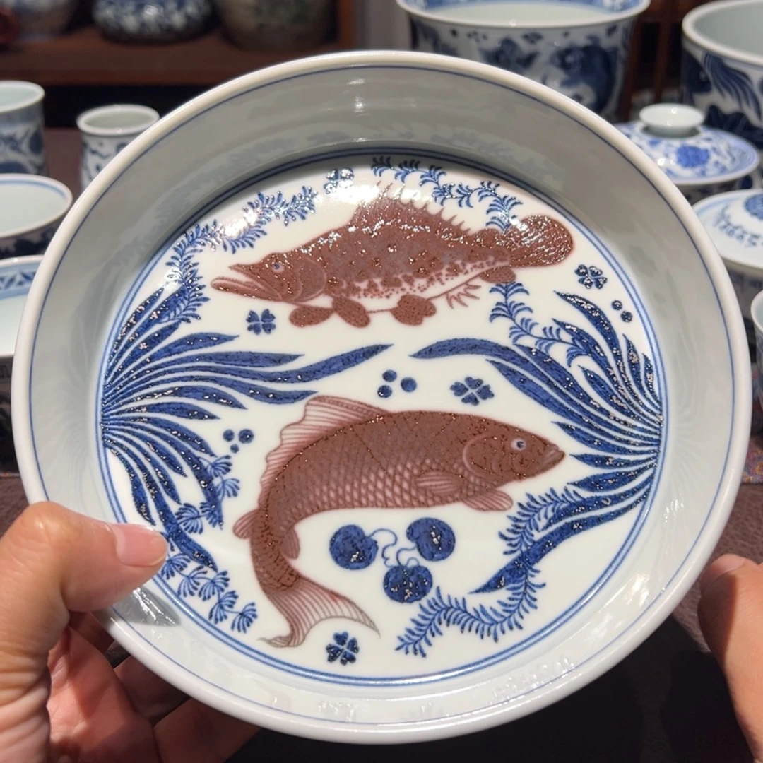 精品青花釉里红鱼藻纹壶承口径约18厘米