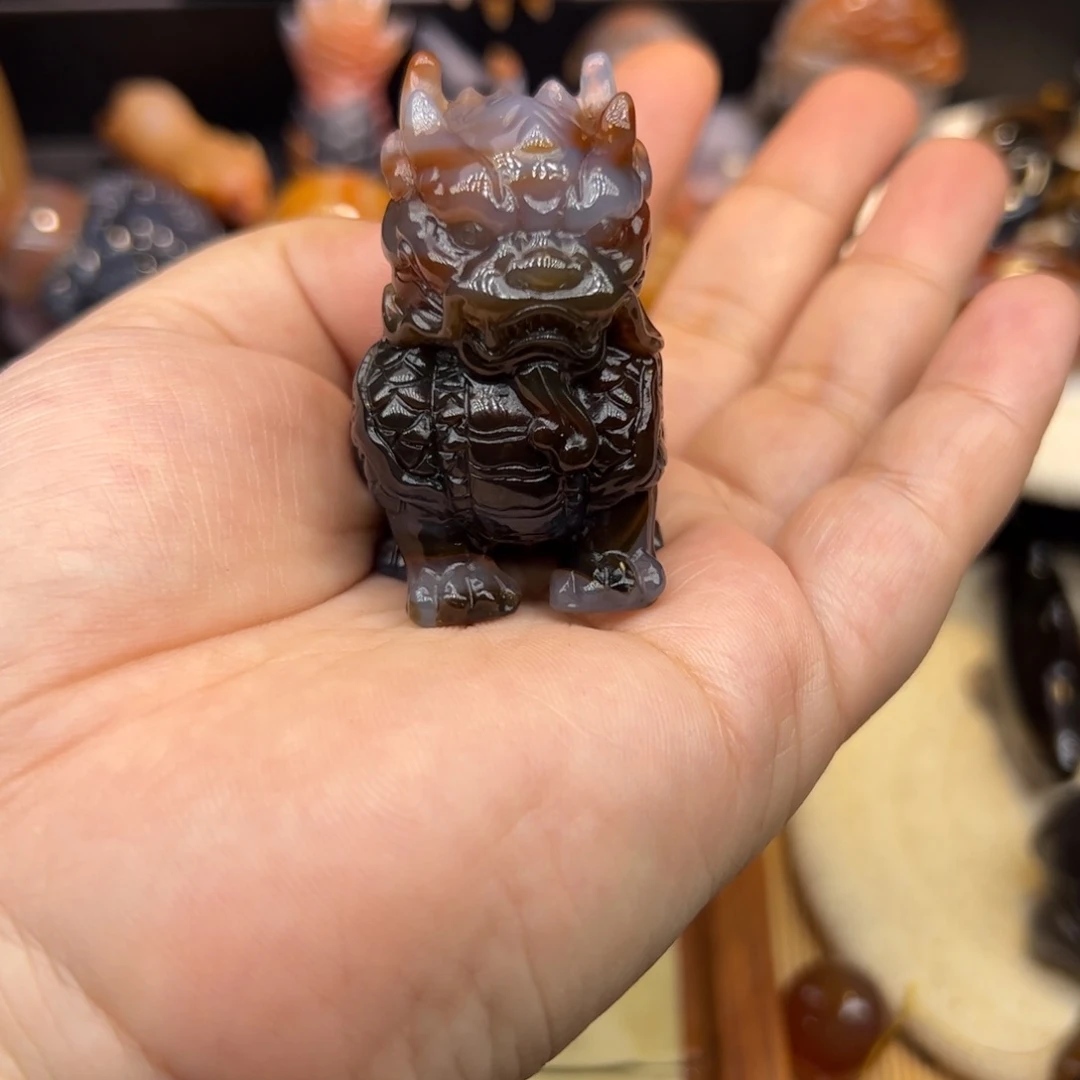玛瑙/玉髓未镶嵌手玩摆件