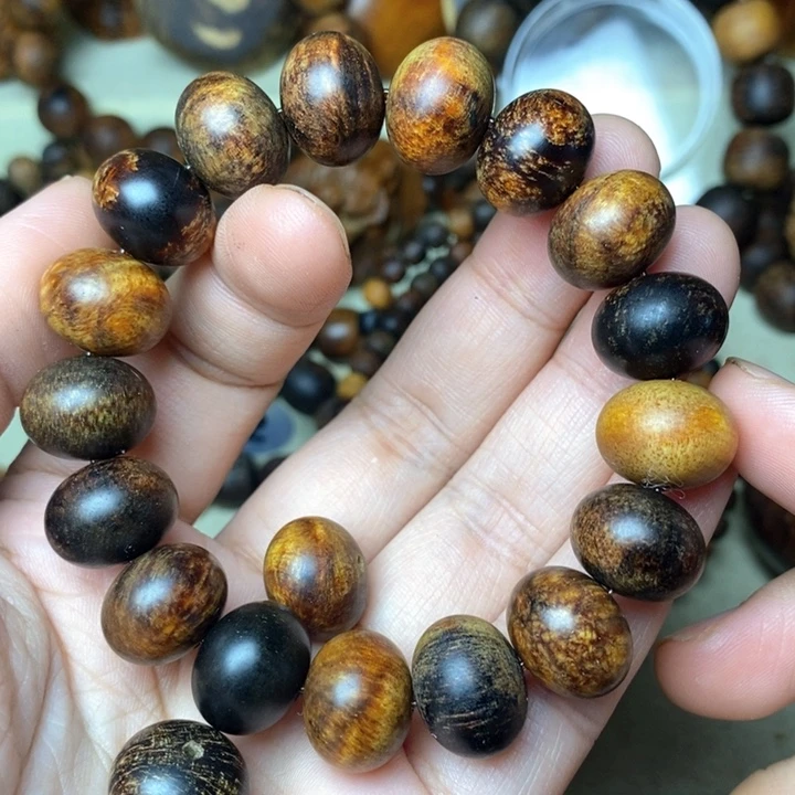 贡木手串/手链C****s贡木