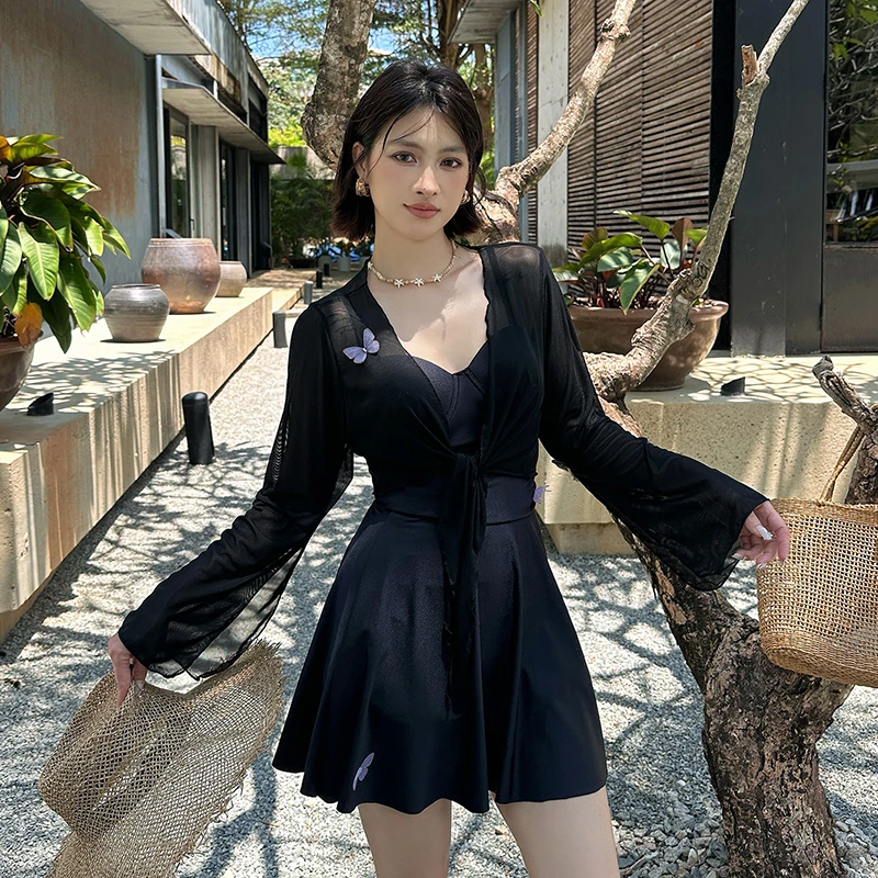 泳衣女长袖连体三件套显瘦遮肚钢托大码胖mm高级感泡温泉泳装