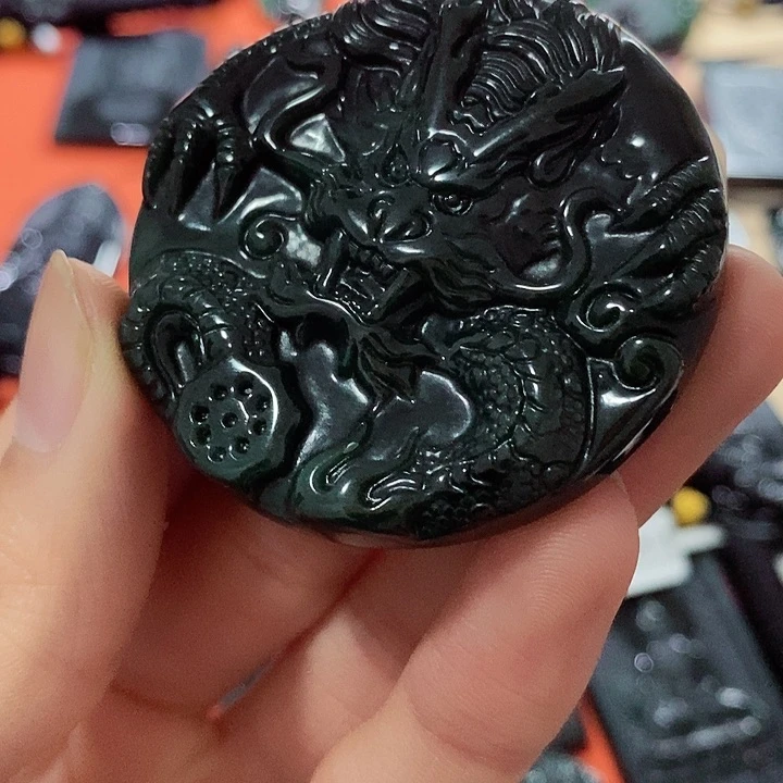 翡翠未镶嵌颈饰翡翠e