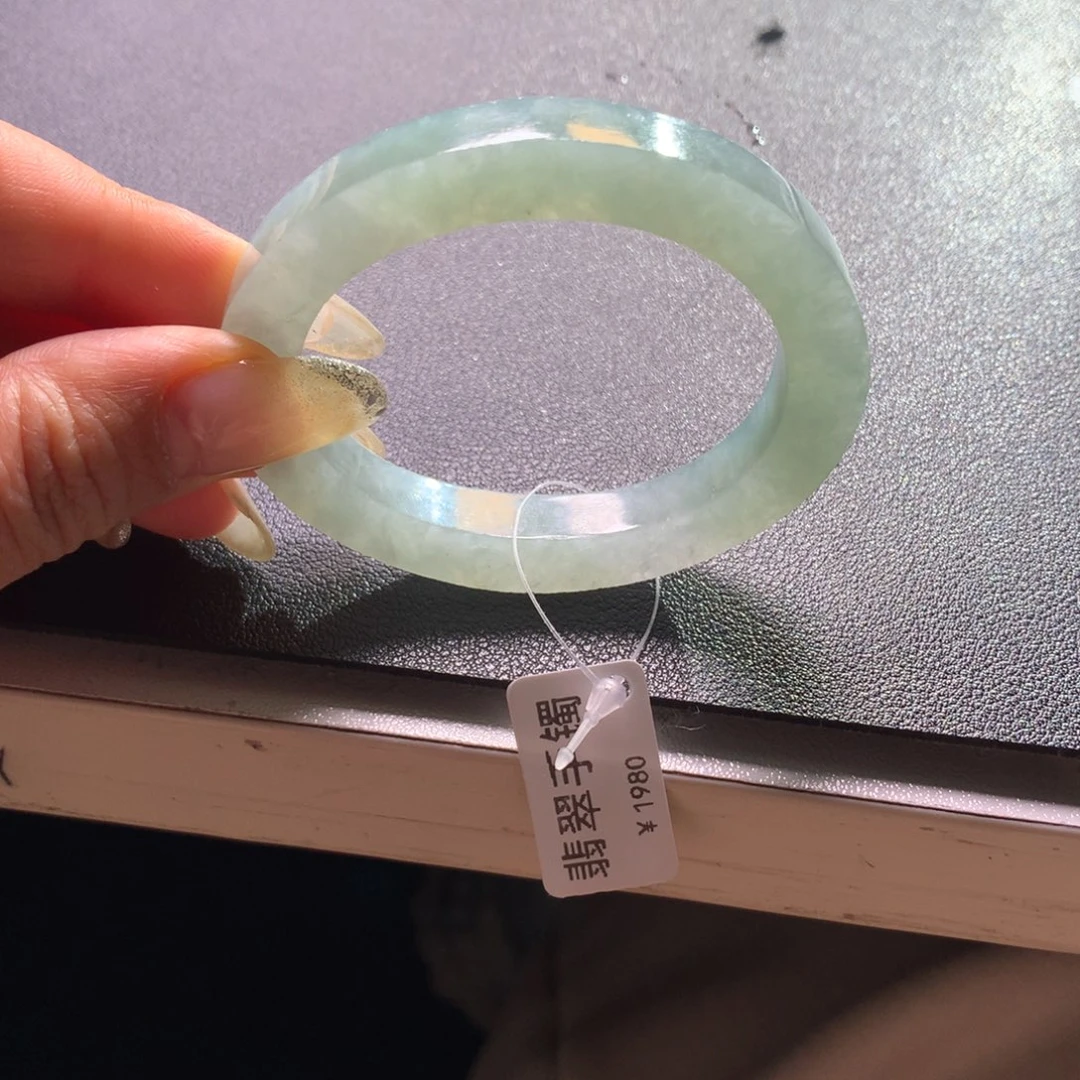 定制翡翠手镯正圈未镶嵌