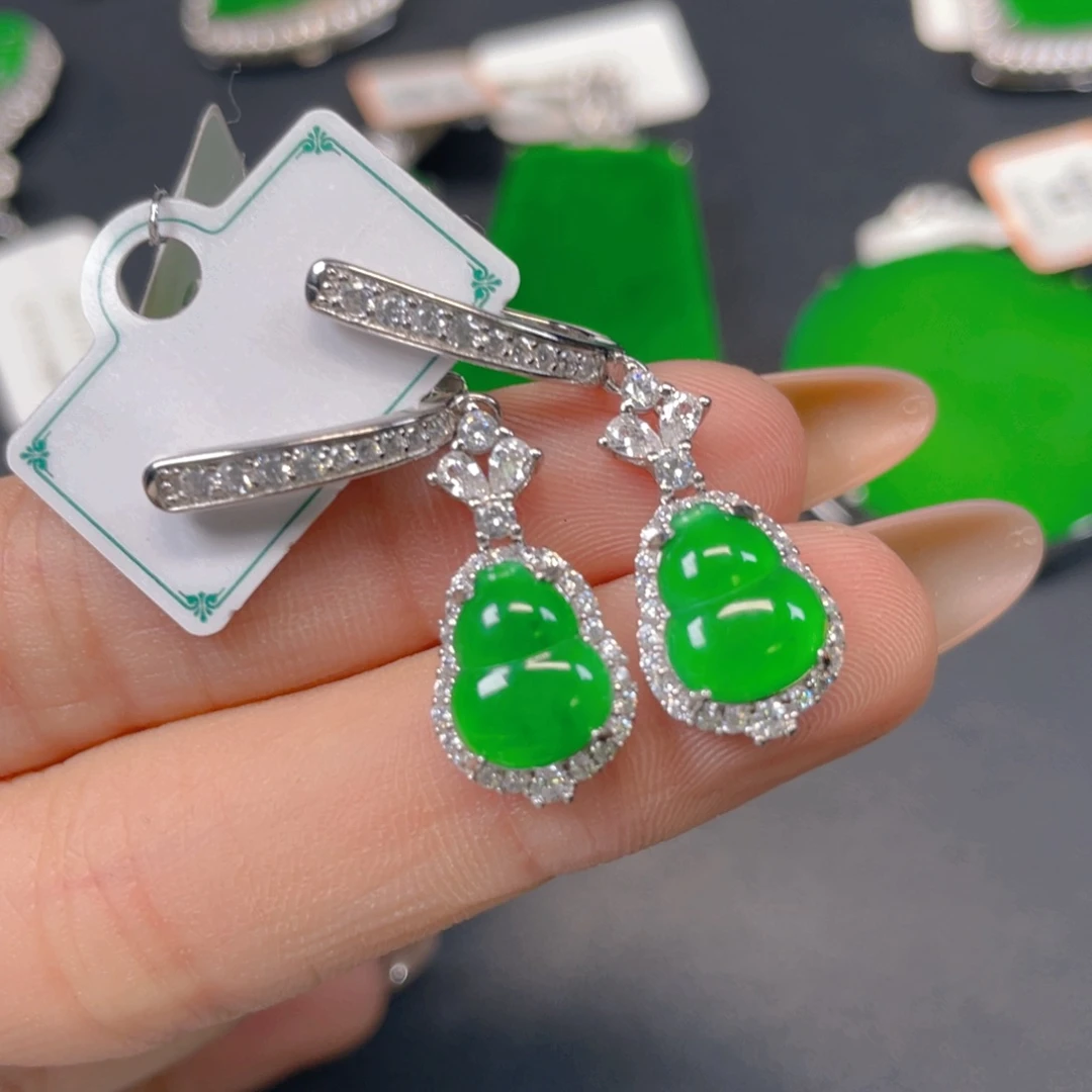 【闪购商品】颈饰银S925镶嵌翡翠翡翠