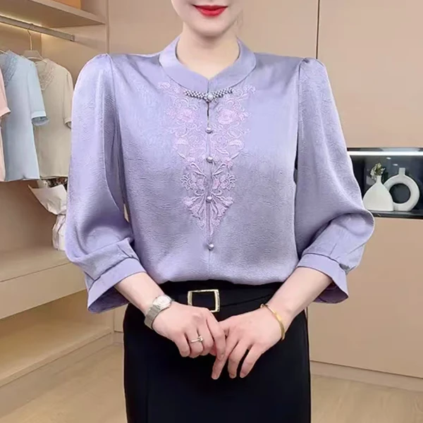 中老年妈妈装绣花夏季小衫中袖气质显瘦时尚百搭宽松春夏复古洋气