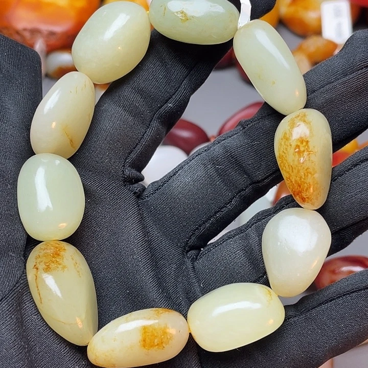 和田玉未镶嵌手链