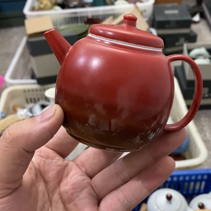 陶瓷艺术品及陶瓷壶