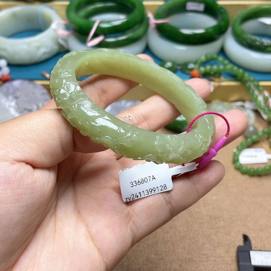 和田玉手镯59圈口123未镶嵌