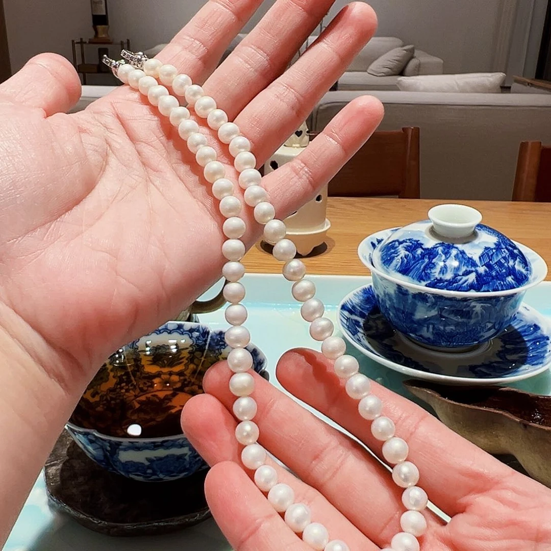 立***）咖啡杯和茶杯是我们学校一块