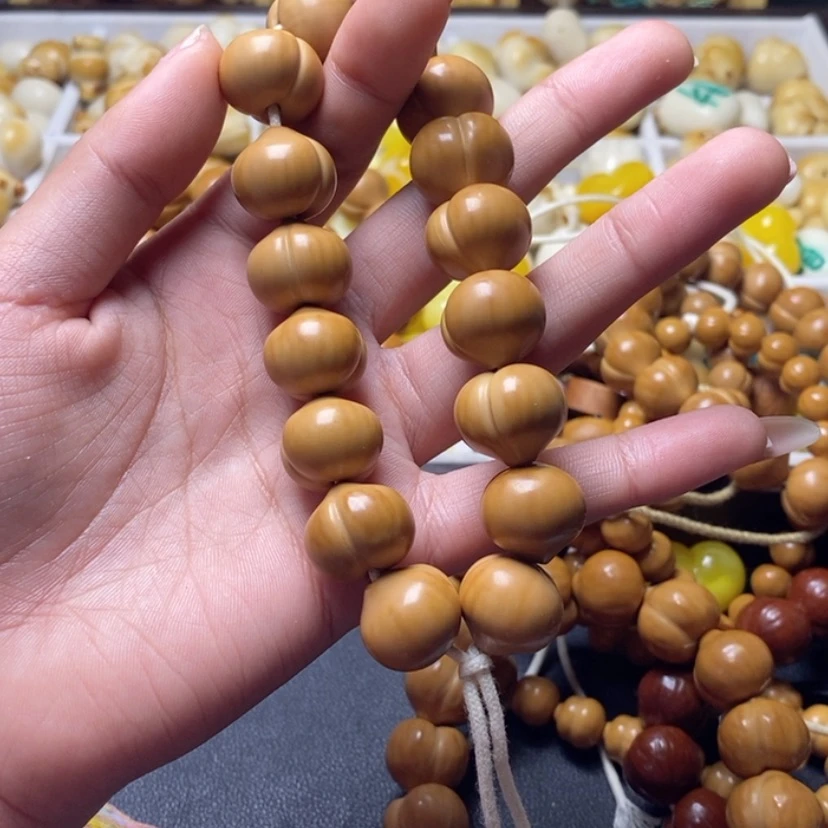 【闪购商品】吊坠猴头核桃?